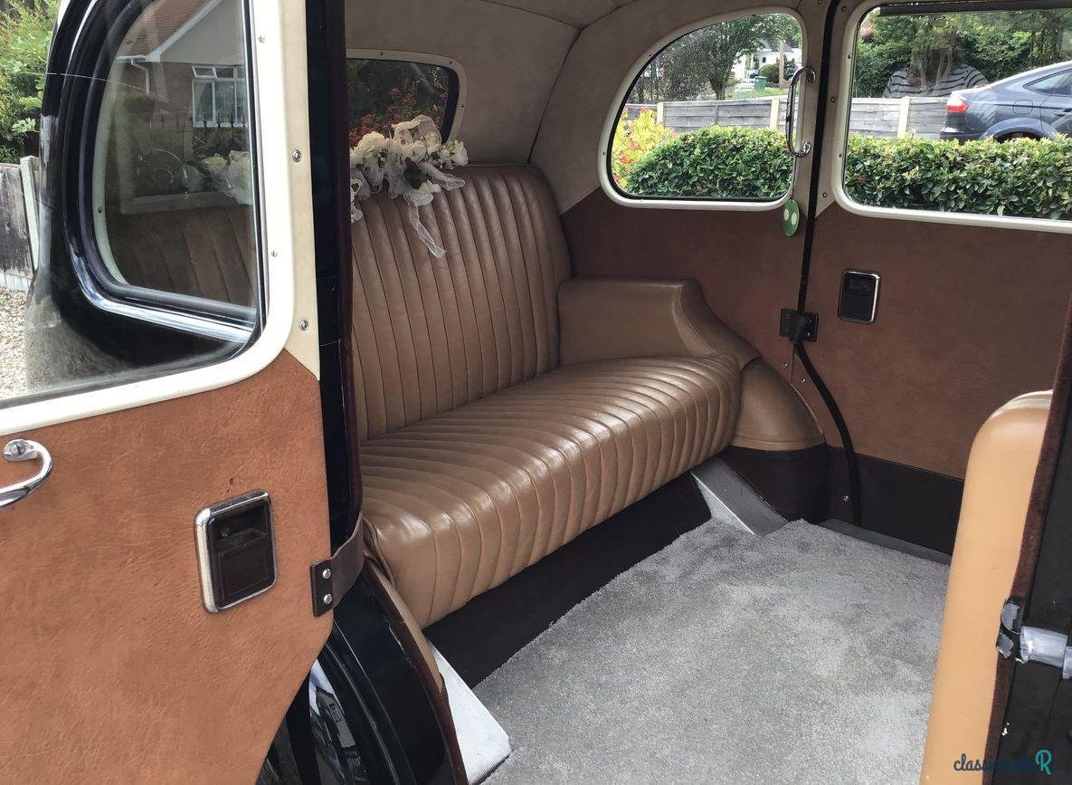 1957' Austin Fx3 London Taxi photo #1