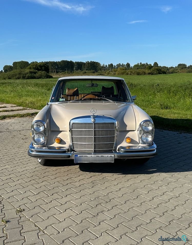 1969' Mercedes-Benz 280 photo #2