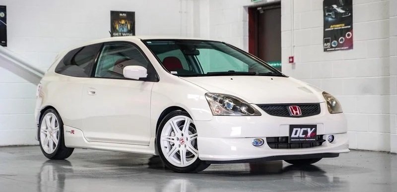 Plus de 7.000 tr/min et moins de 10.000 euros : nos 5 voitures préférées