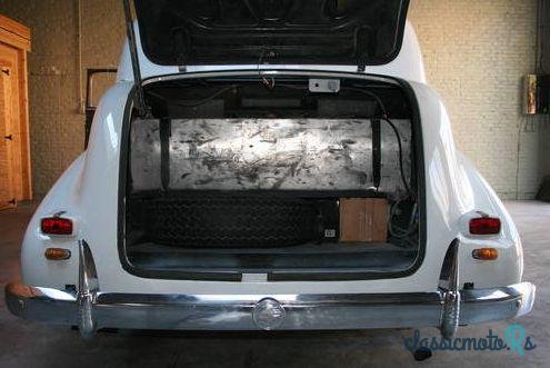 1940' Pontiac Deluxe Six photo #3