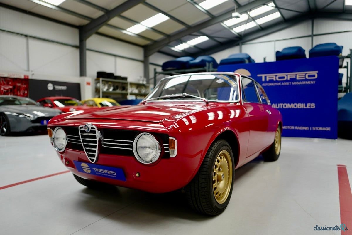 1967' Alfa Romeo Giulia photo #1