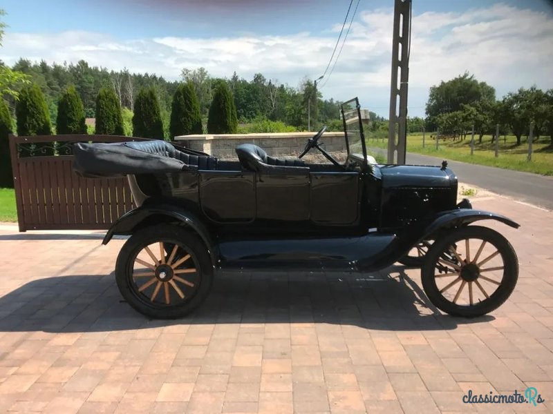 1925' Ford photo #2