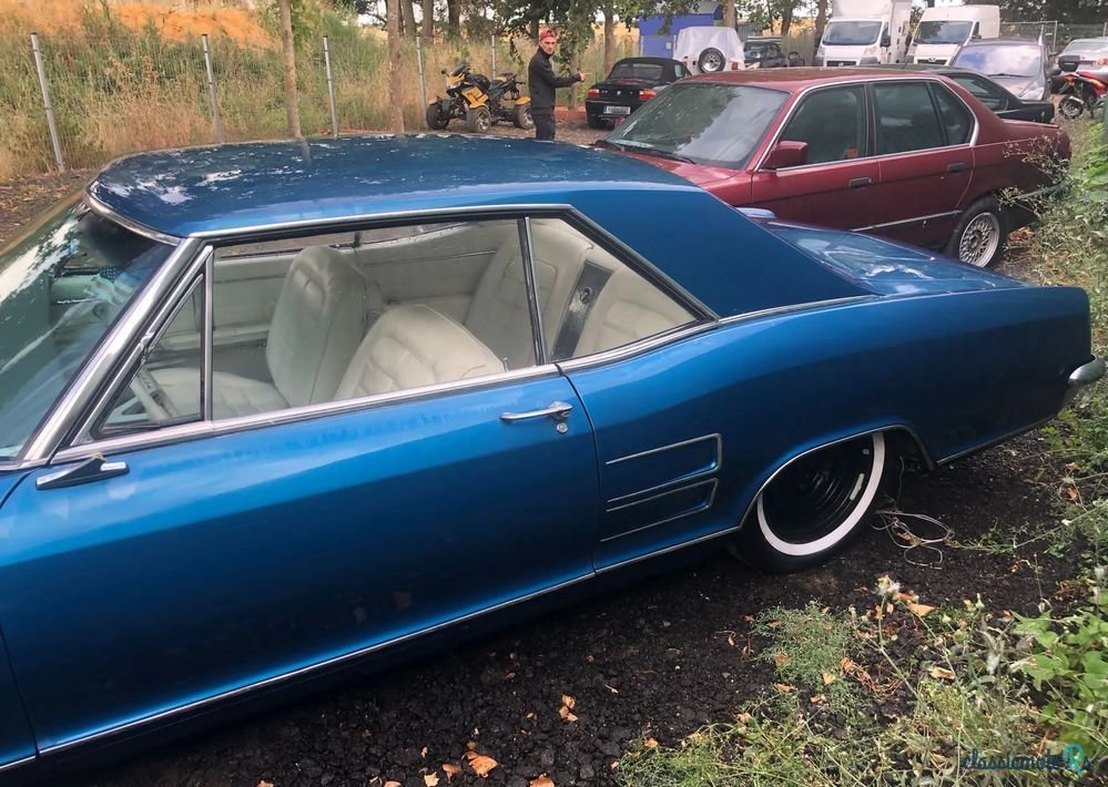 1964' Buick Riviera photo #2