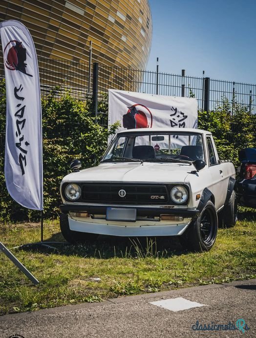 1976' Nissan Sunny photo #1