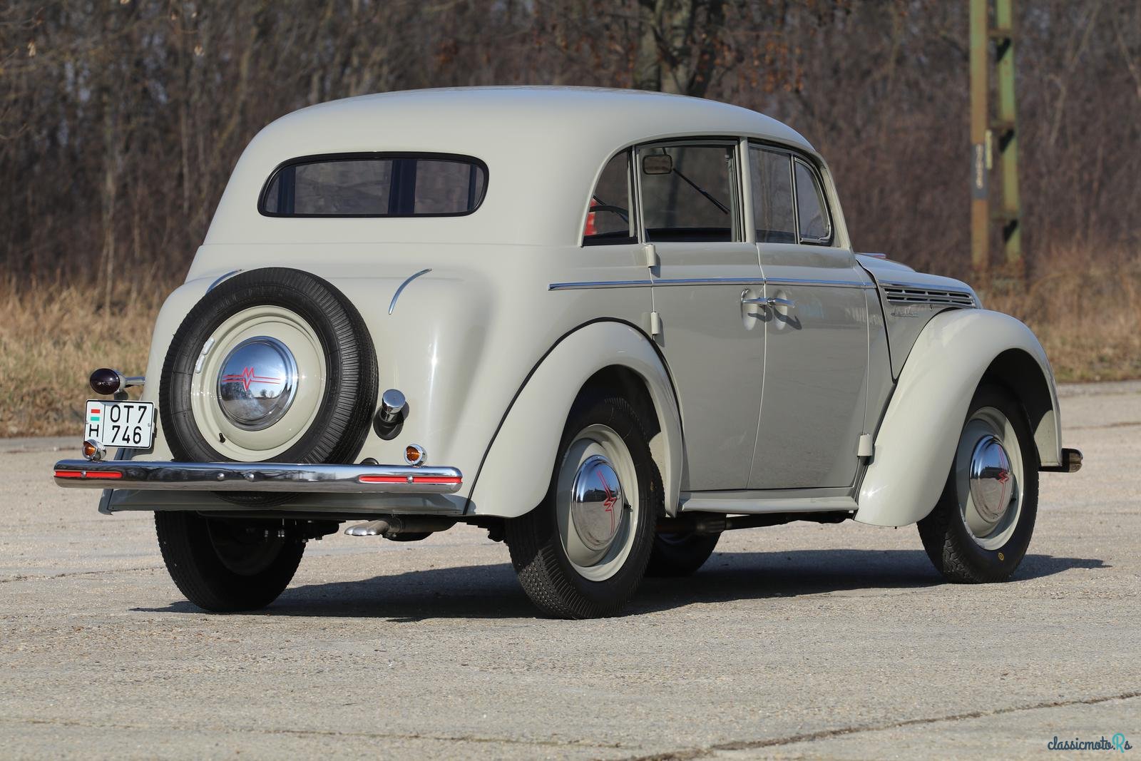 1949' Moskvitch 400-420 photo #1