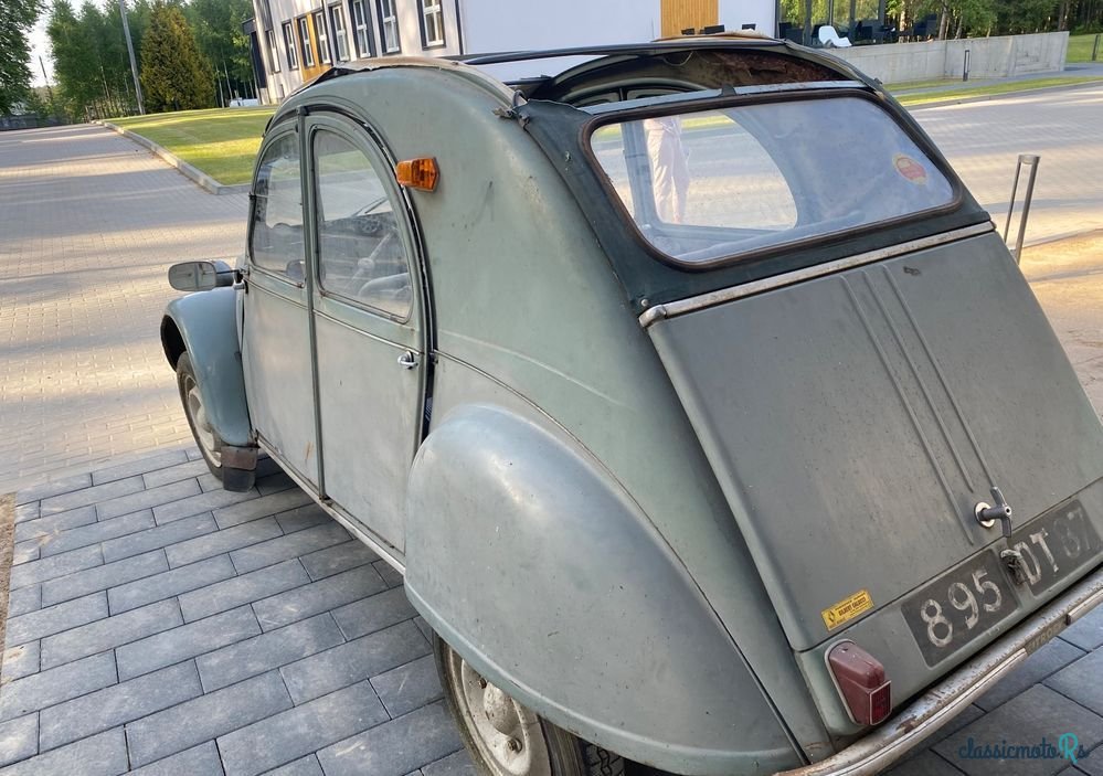 1961' Citroen 2 Cv photo #6