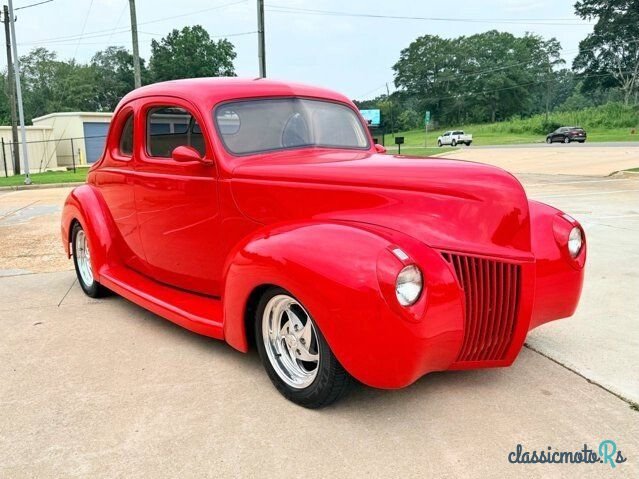 1939' Ford Deluxe photo #2