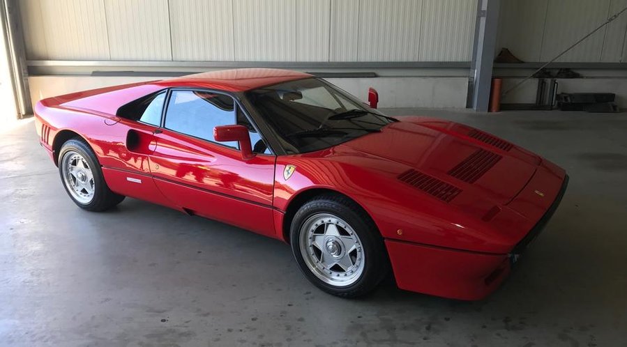 Gestohlener Super-Ferrari in Grevenbroicher Garage entdeckt