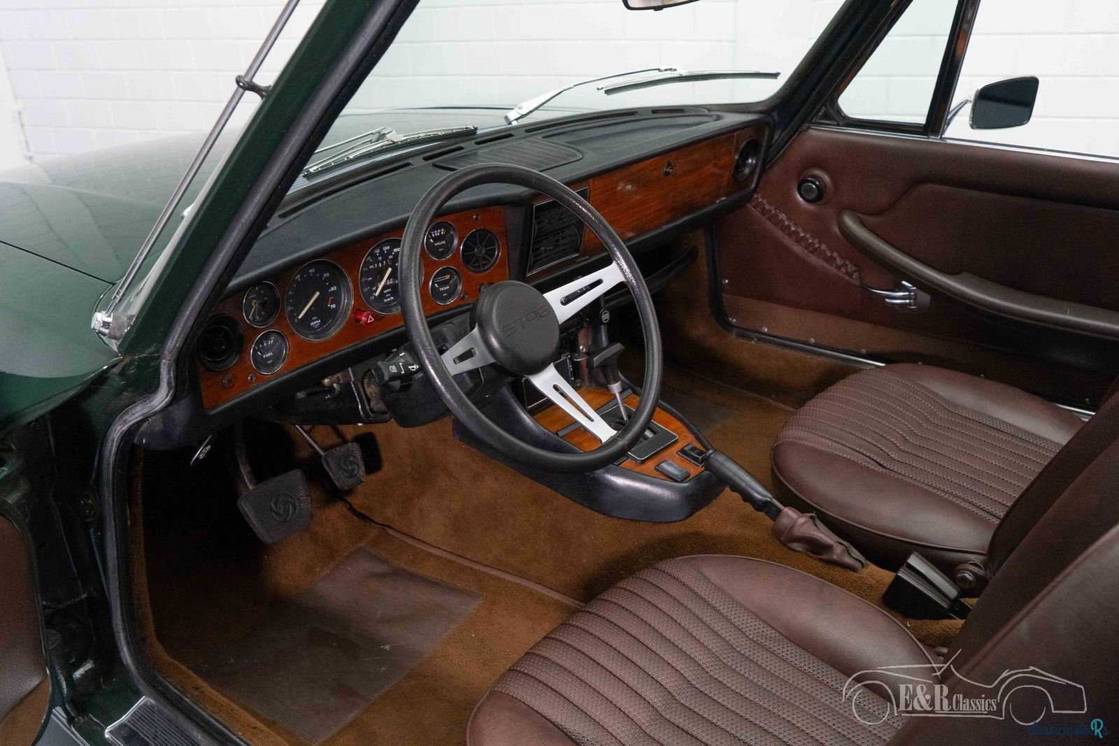 1976' Triumph Stag photo #1