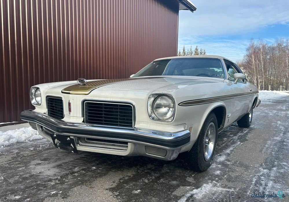 1974' Oldsmobile Cutlass photo #3