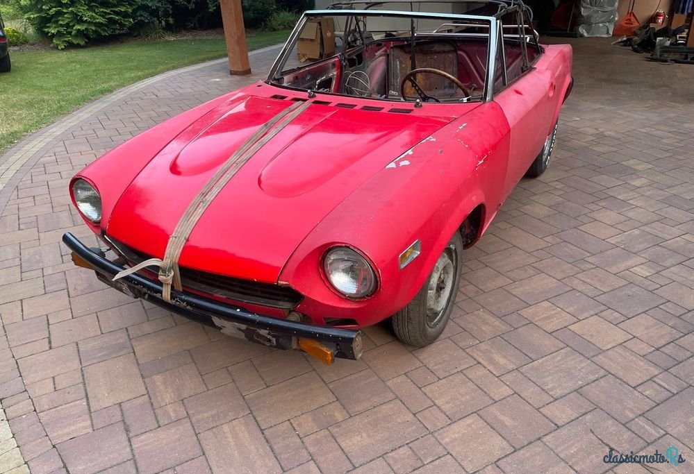 1977' Fiat 124 Spider photo #1