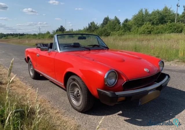 1979' Fiat 124 Spider photo #1