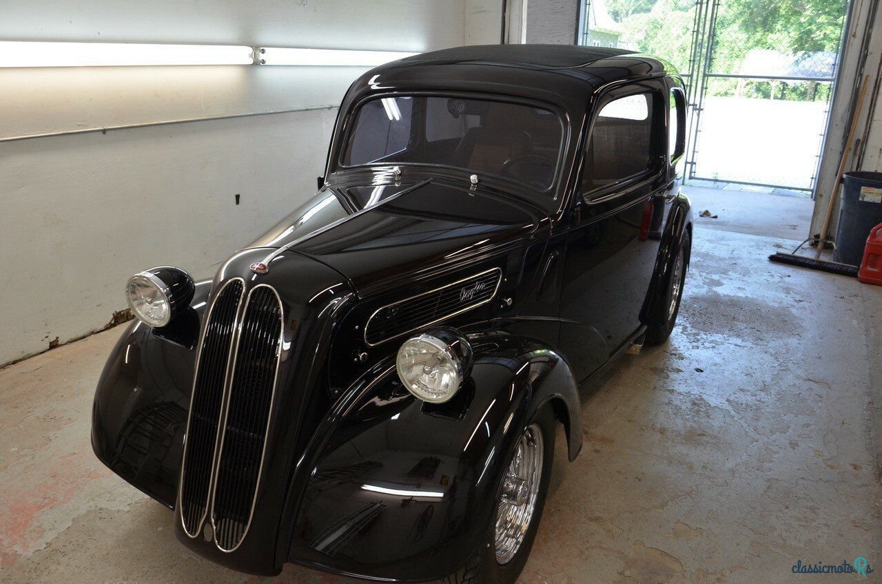 1949' Ford Anglia photo #5