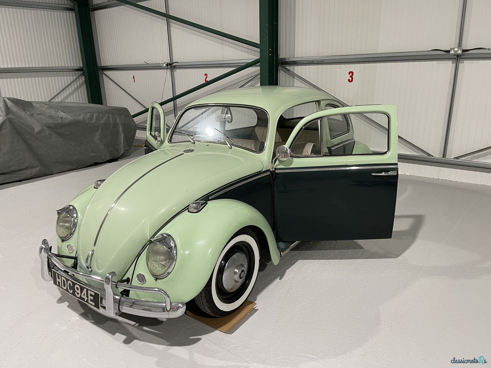 1967' Volkswagen Beatle photo #2