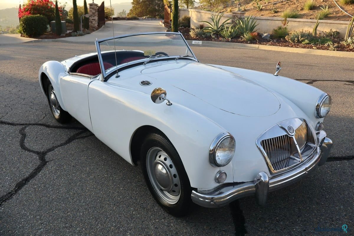 1958' MG MGA photo #3