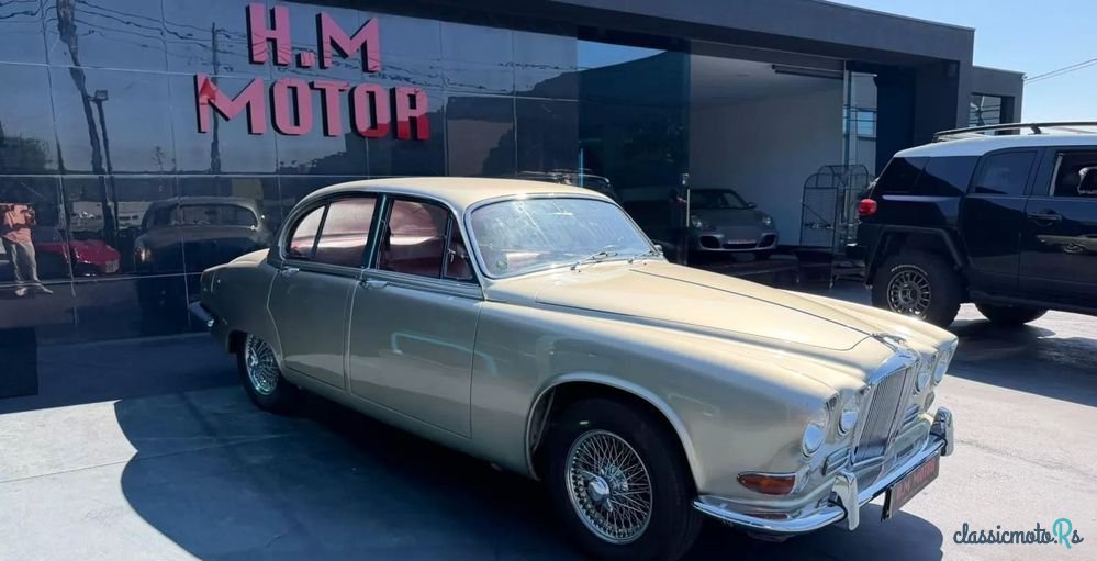 1968' Jaguar Mk I photo #2