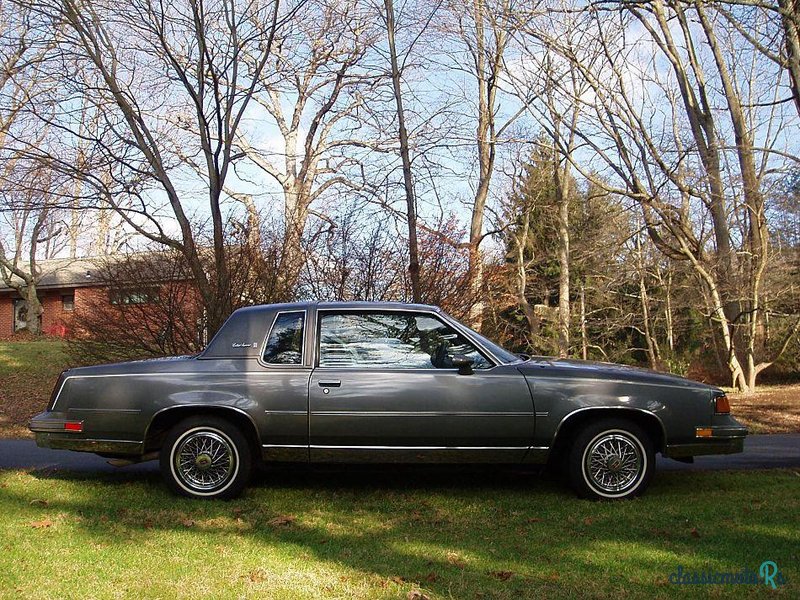 1987' Oldsmobile Cutlass Supreme photo #1