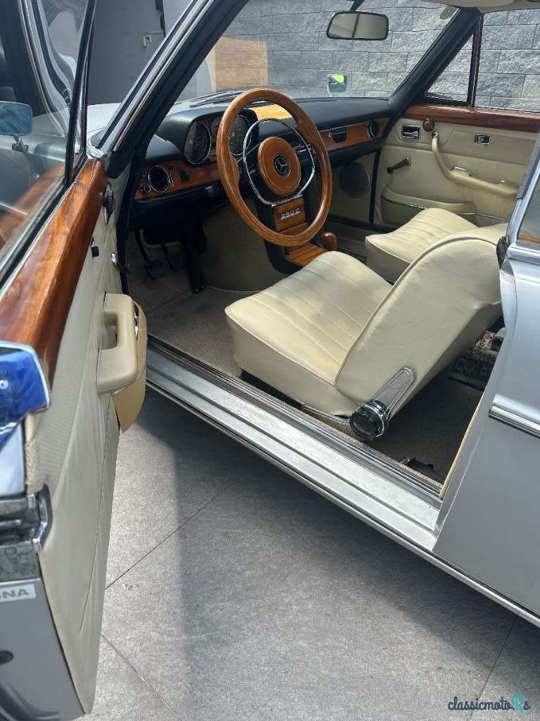 1972' Mercedes-Benz C-Klasse photo #6