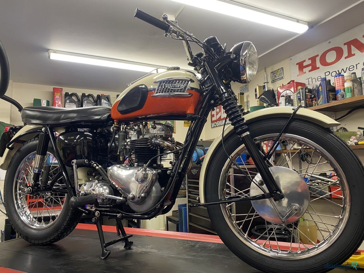1961' Triumph Trophy photo #1