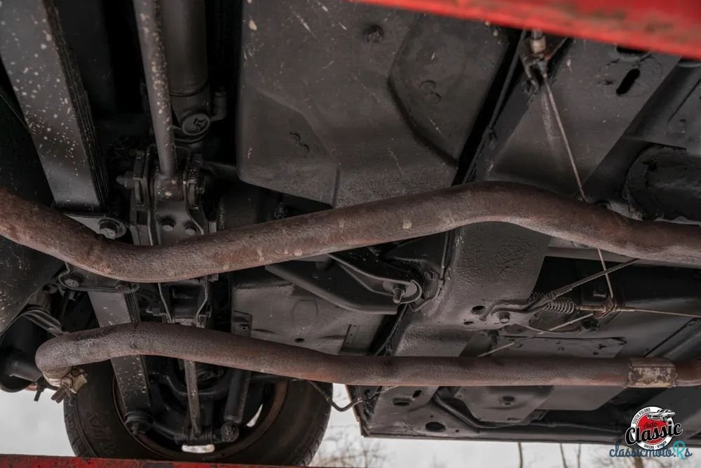 1974' Chevrolet Corvette photo #2