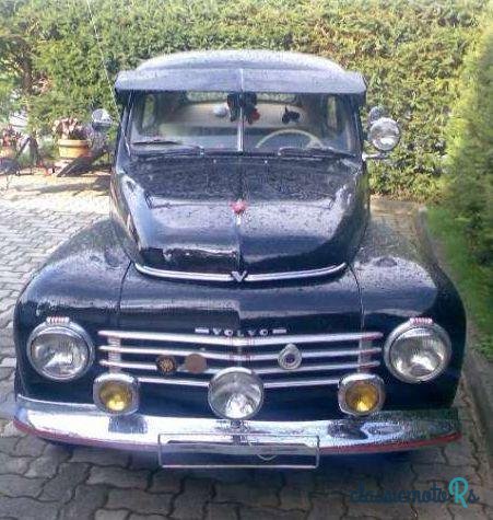 1947' Volvo PV444 photo #3