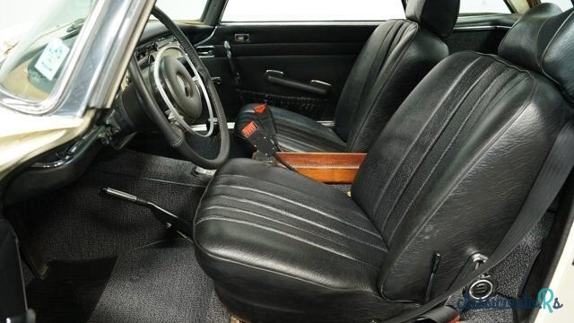 1970' Mercedes-Benz 280SL photo #4