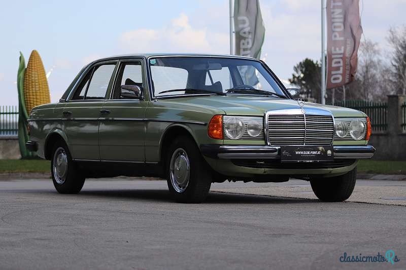 1978' Mercedes-Benz 230 photo #1