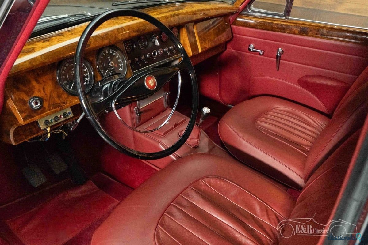 1961' Jaguar Mark II photo #2