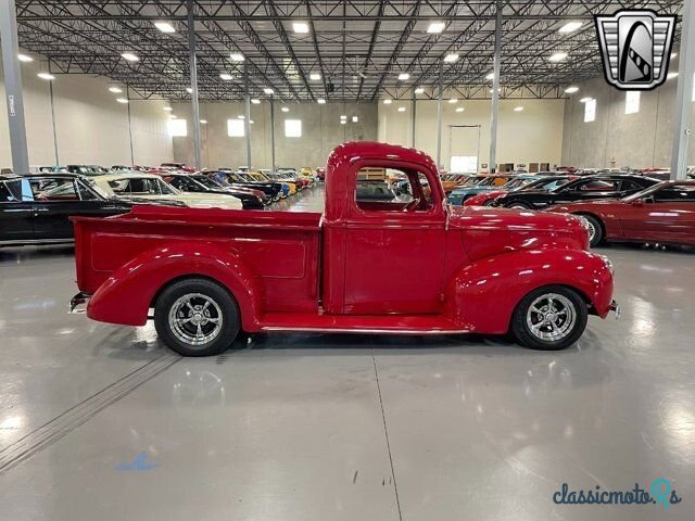 1941' Ford Custom photo #4