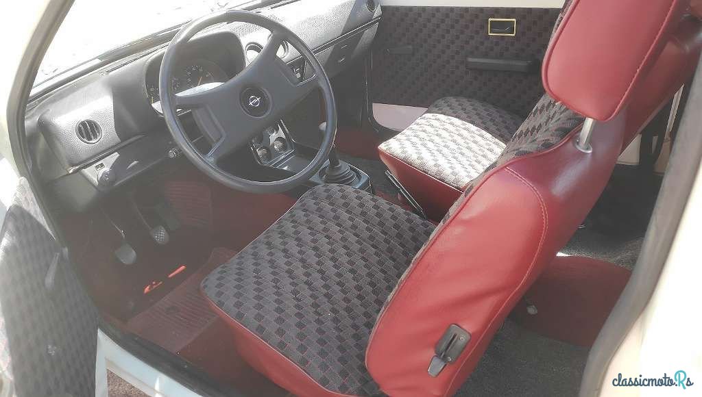 1977' Opel Kadett photo #4
