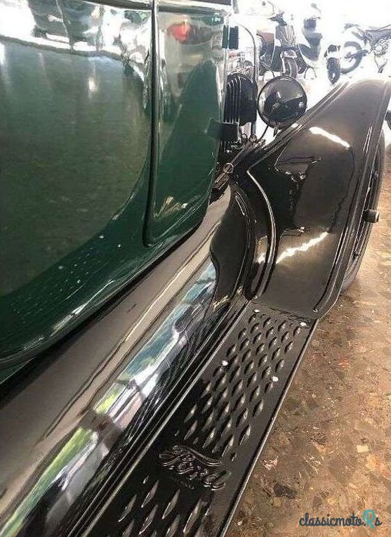 1923' Ford photo #4