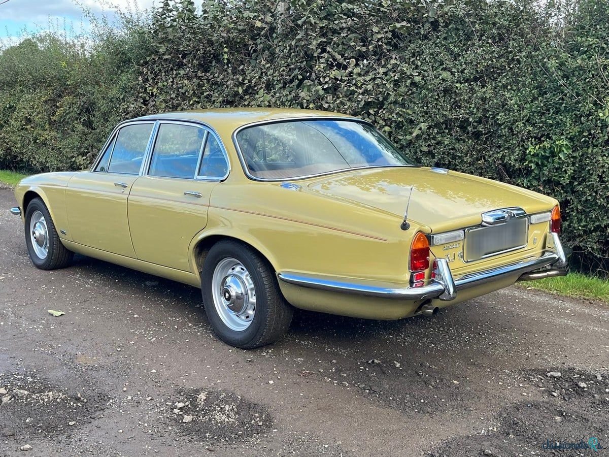 1976' Jaguar XJ photo #3