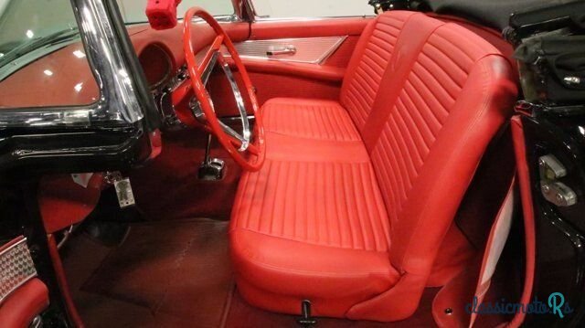 1957' Ford Thunderbird photo #3