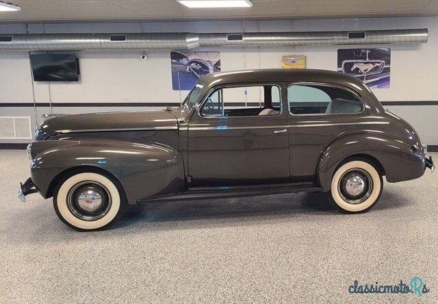 1940' Oldsmobile Series 60 photo #3