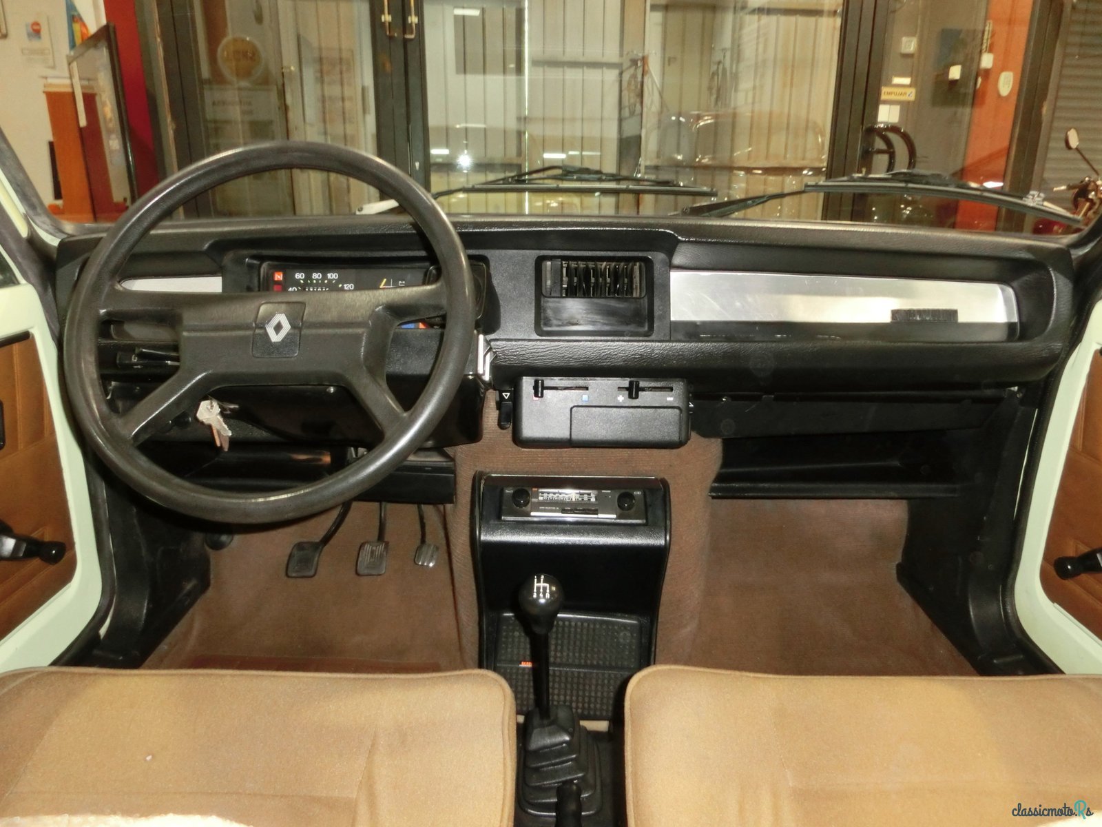 1980' Renault 7 TL CONFORT B R7 photo #3