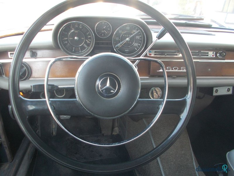 1967' Mercedes-Benz 250S photo #3