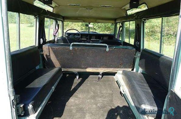 1975' Land Rover Series III 109 photo #2