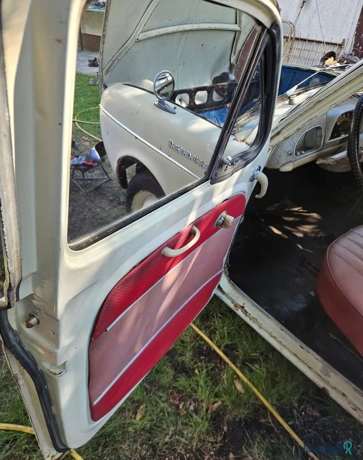 1957' Renault Daphine photo #3