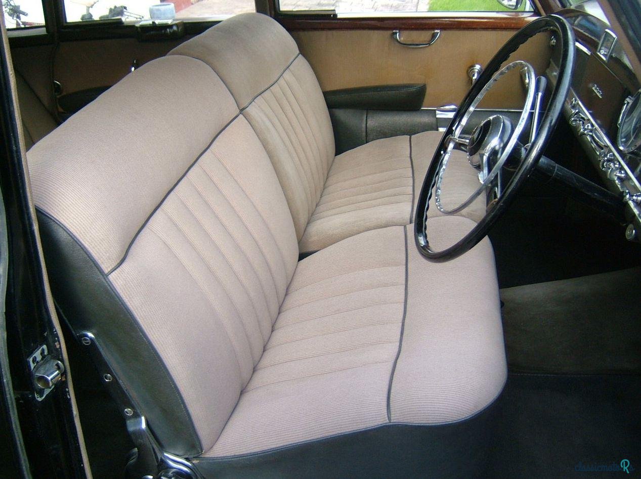 1952' Mercedes-Benz 300 Adenauer photo #2