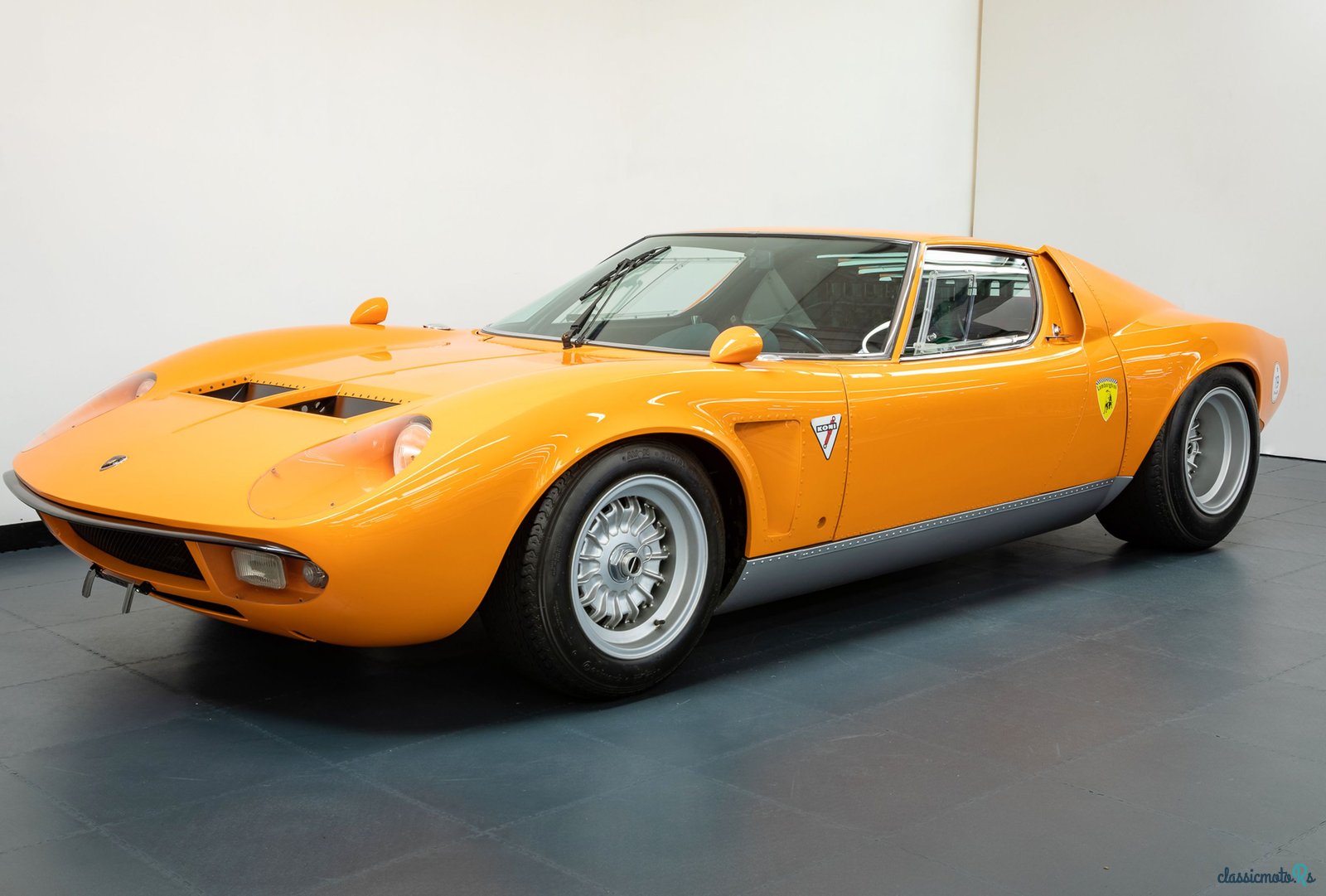 1969' Lamborghini Miura photo #2