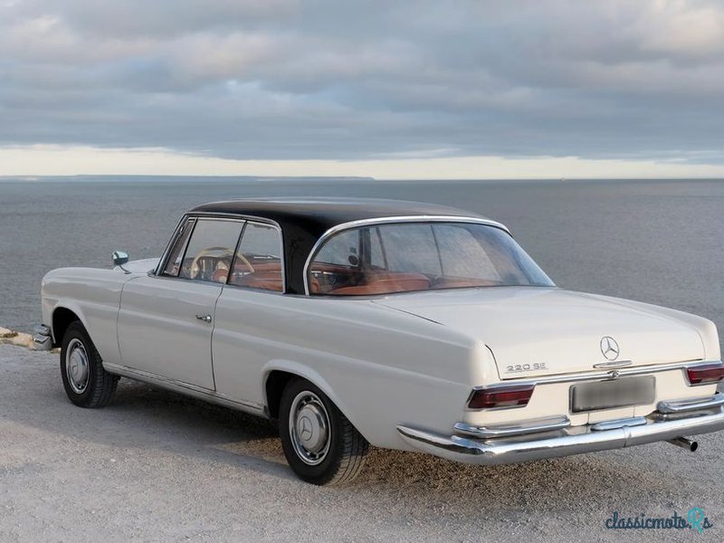 1962' Mercedes-Benz 220 photo #5