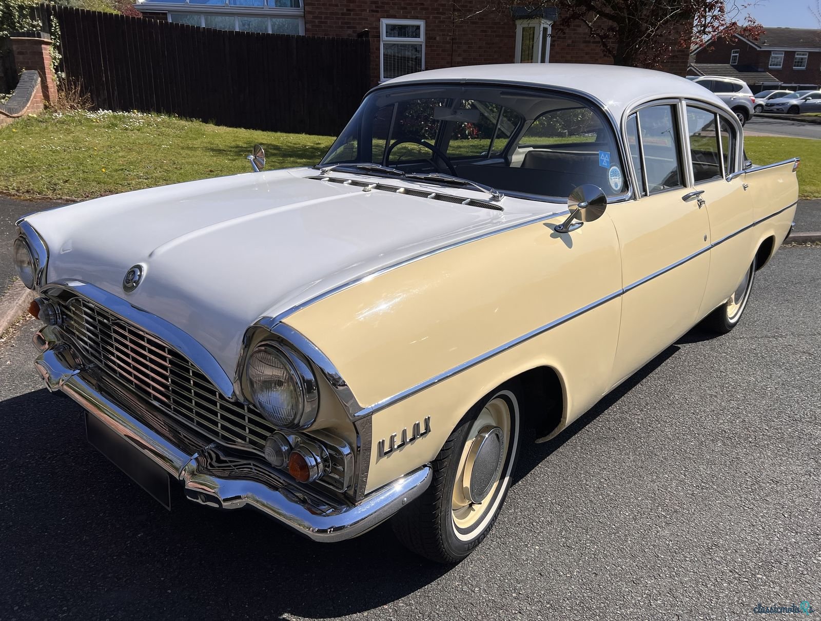 1961' Vauxhall Velox photo #1