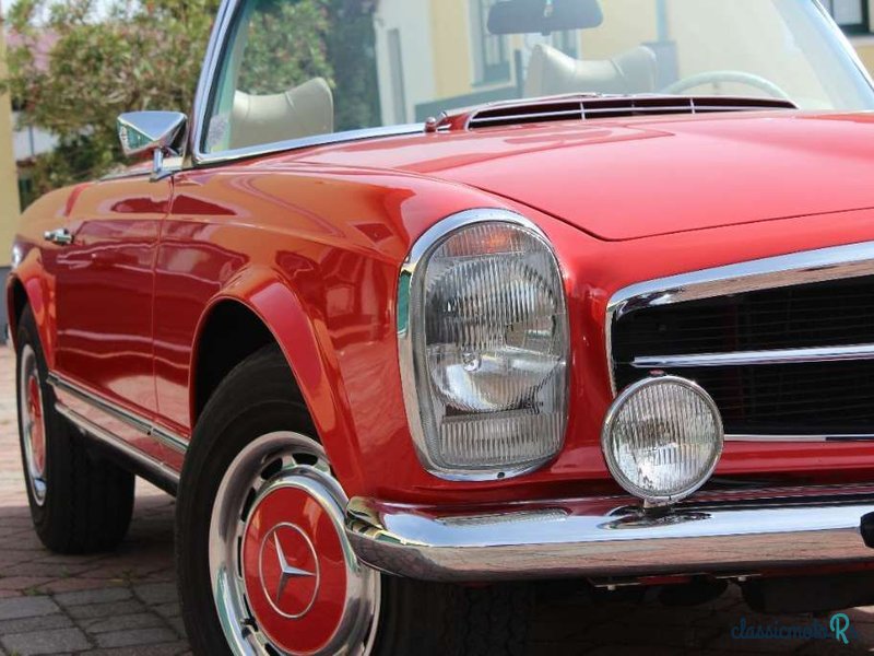 1968' Mercedes-Benz 280 photo #3