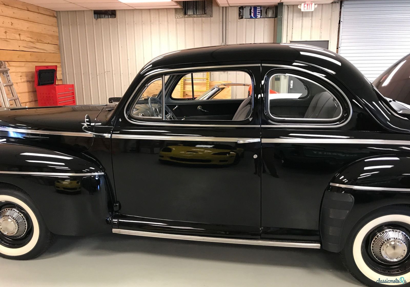 1946' Ford Super Deluxe photo #2