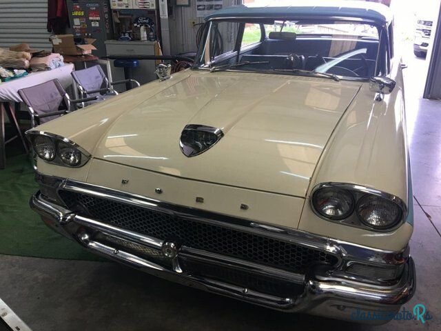 1958' Ford Custom photo #2