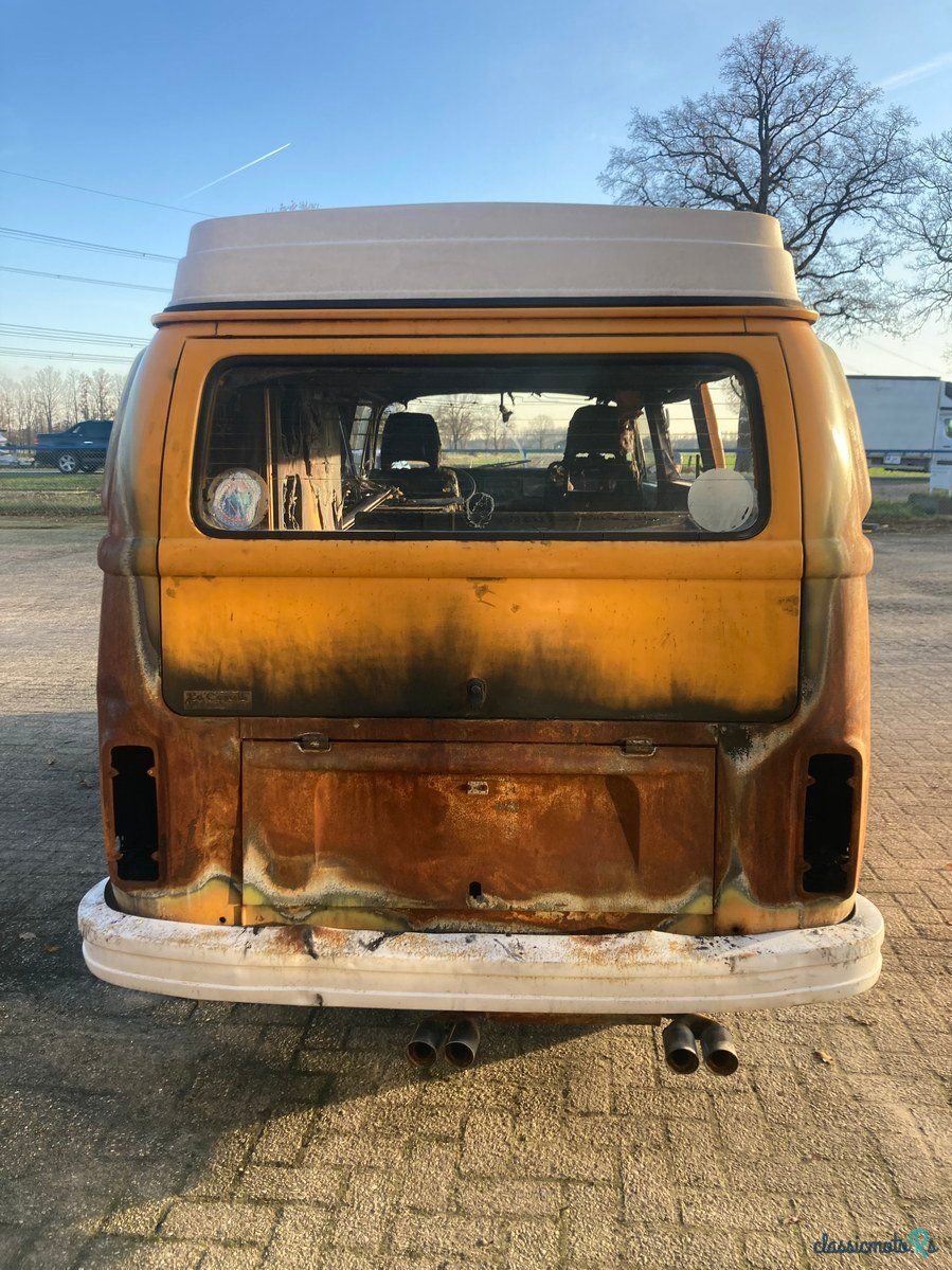1975' Volkswagen Type 2 photo #5