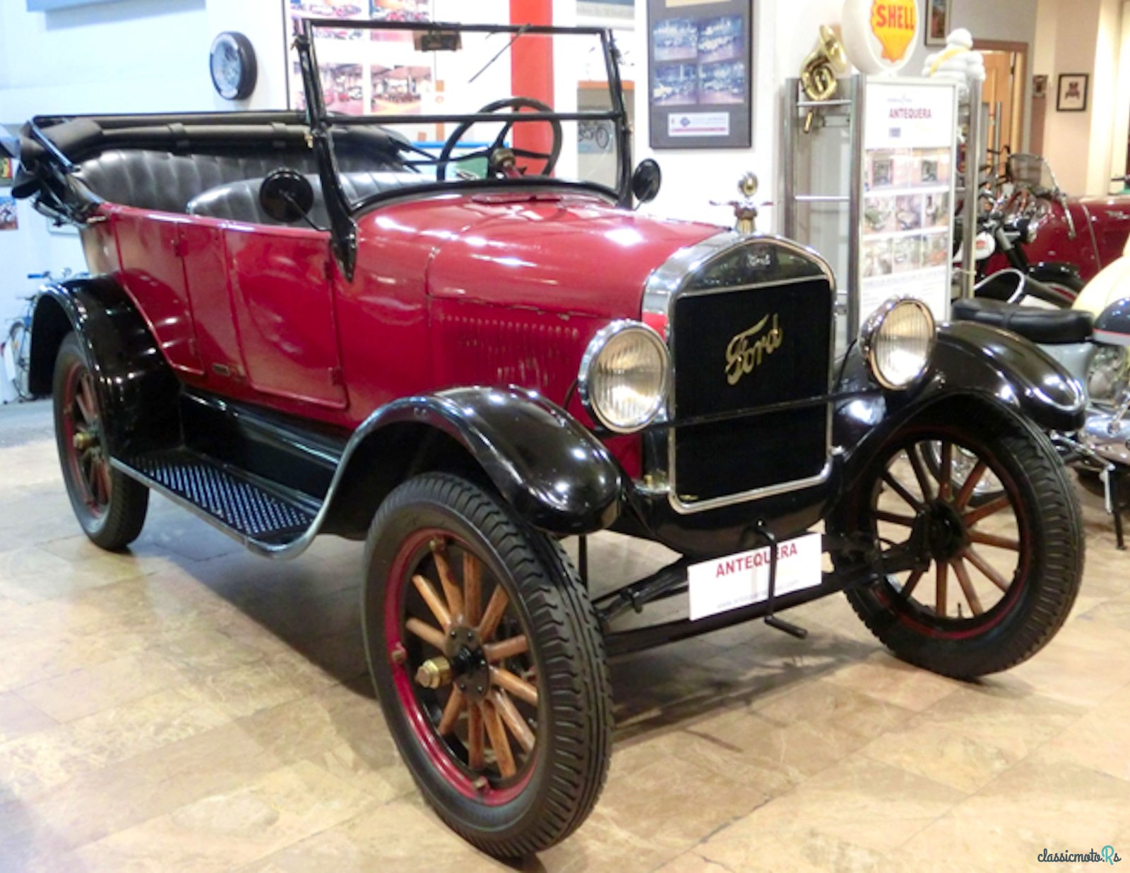 1927' Ford Model T photo #1
