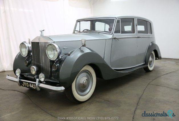 1947' Rolls-Royce Silver Wraith Limousine Right photo #2