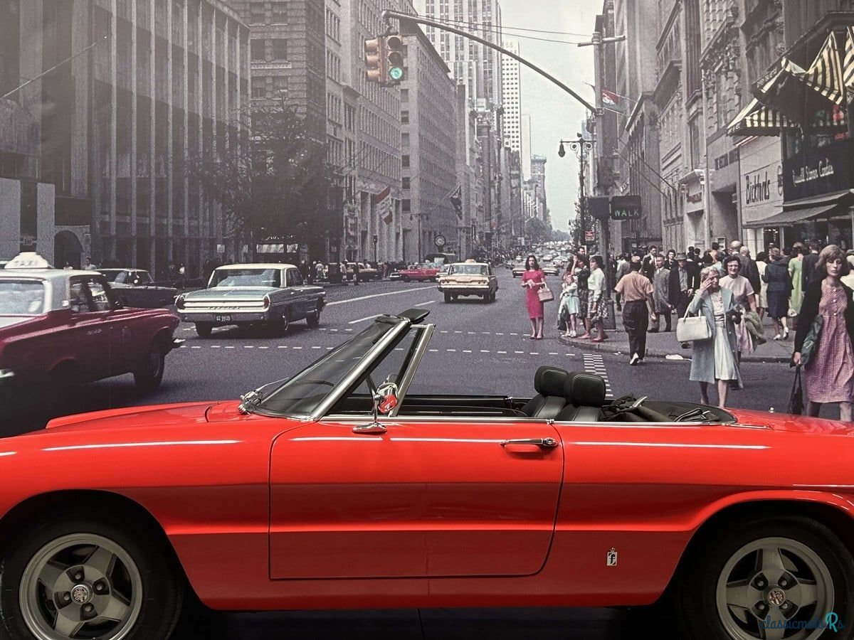 1975' Alfa Romeo Spider photo #6