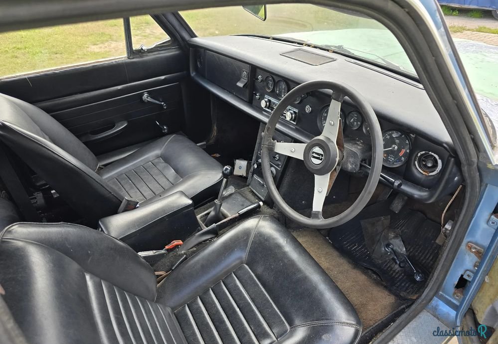 1970' Reliant Scimitar photo #2